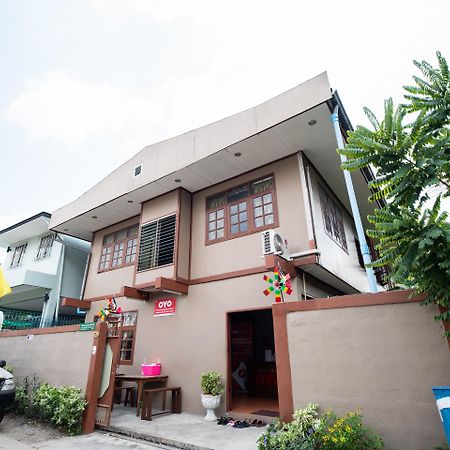Hotel Oyo 691 Don Muang Boutique House Bangkok Exterior foto