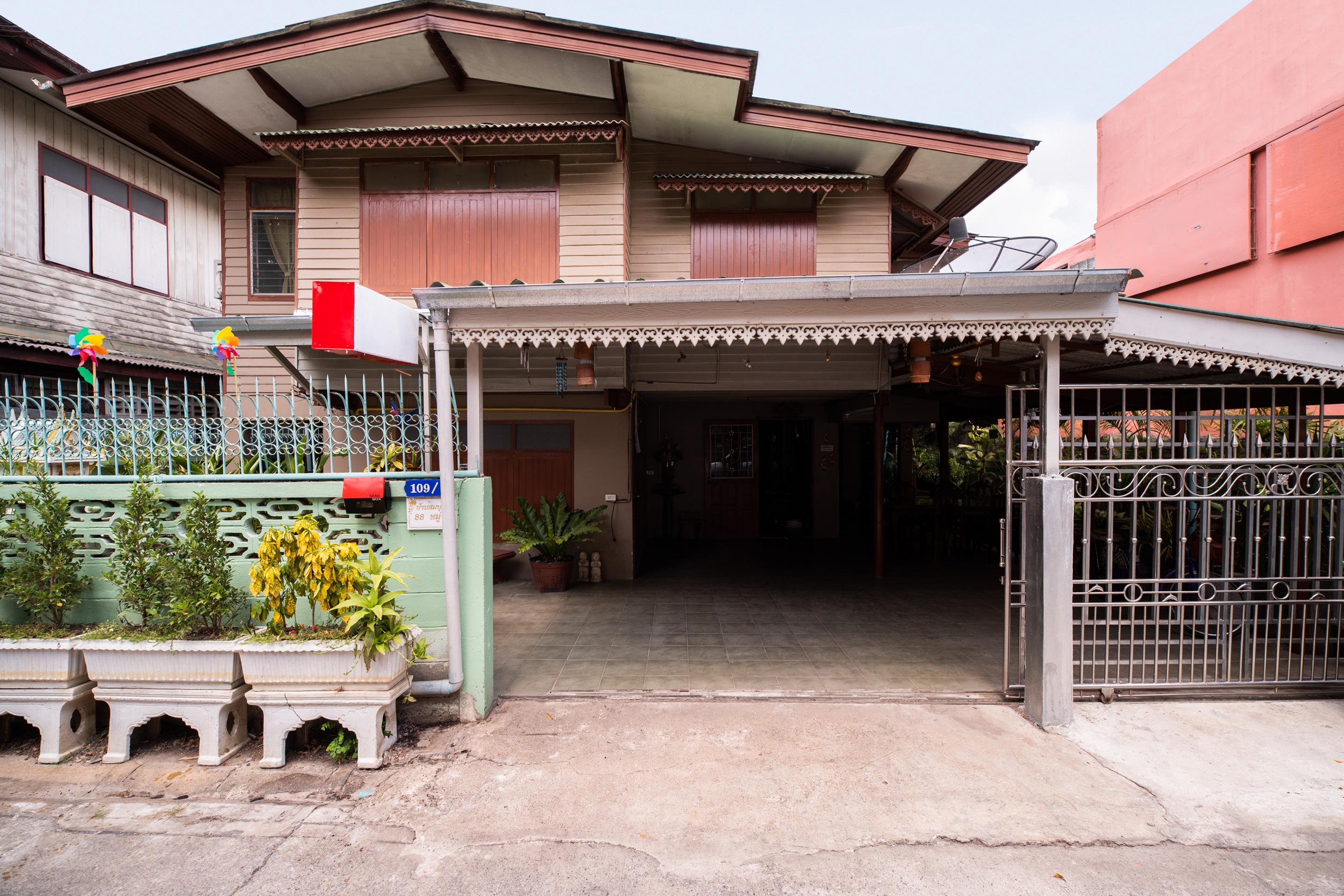 Hotel Oyo 691 Don Muang Boutique House Bangkok Exterior foto